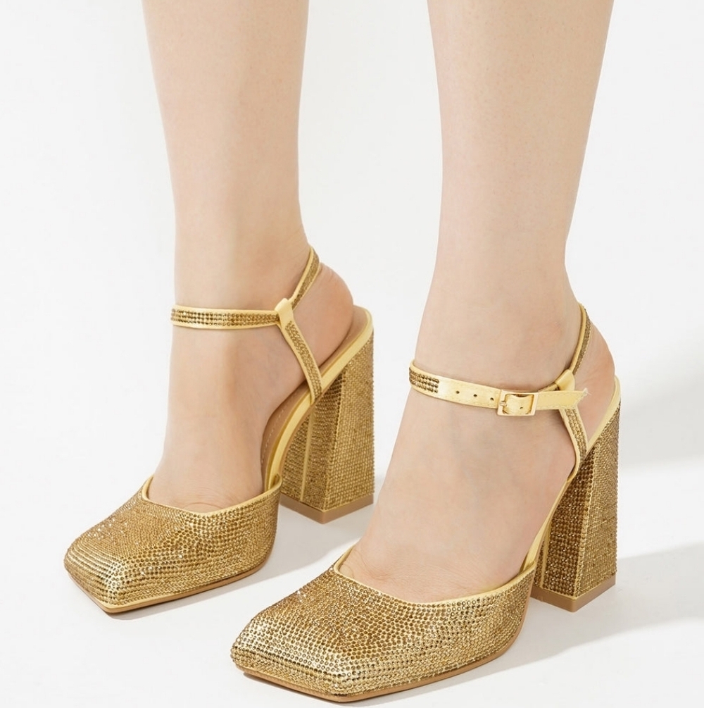 Cape Robbin Gold Emelia Rhinestone Embellished Block Heels NIB Size 8